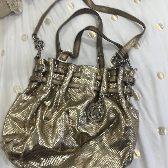 So nice and cozy - Picture 3 of 5